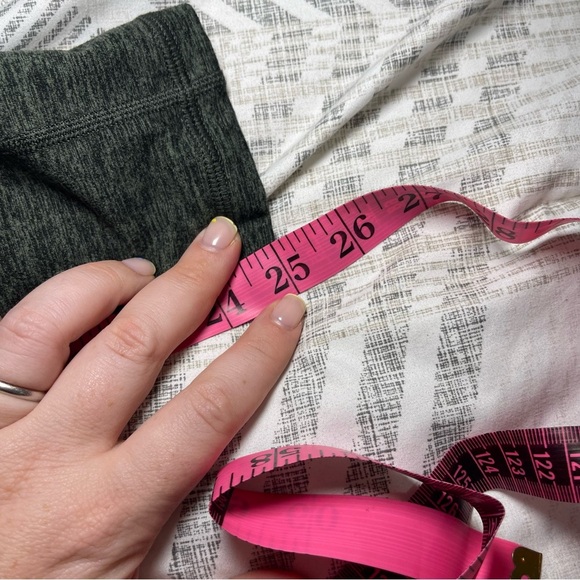 OFFLINE by Aerie Women’s forest green 7/8 athletic Leggings Size S High Rise - Picture 10 of 10